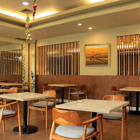 Swiss-Belexpress Jayapura Hotel Kültér fotó