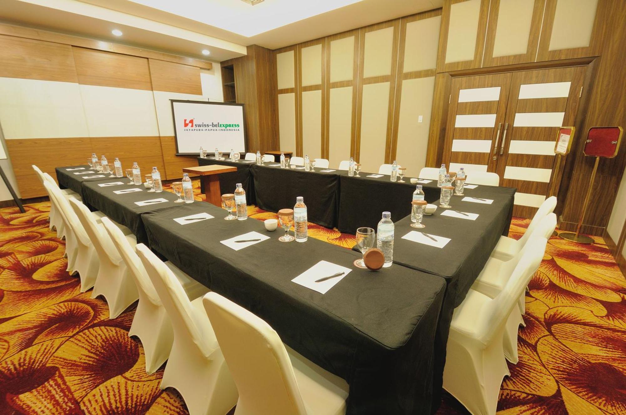 Swiss-Belexpress Jayapura Hotel Kültér fotó