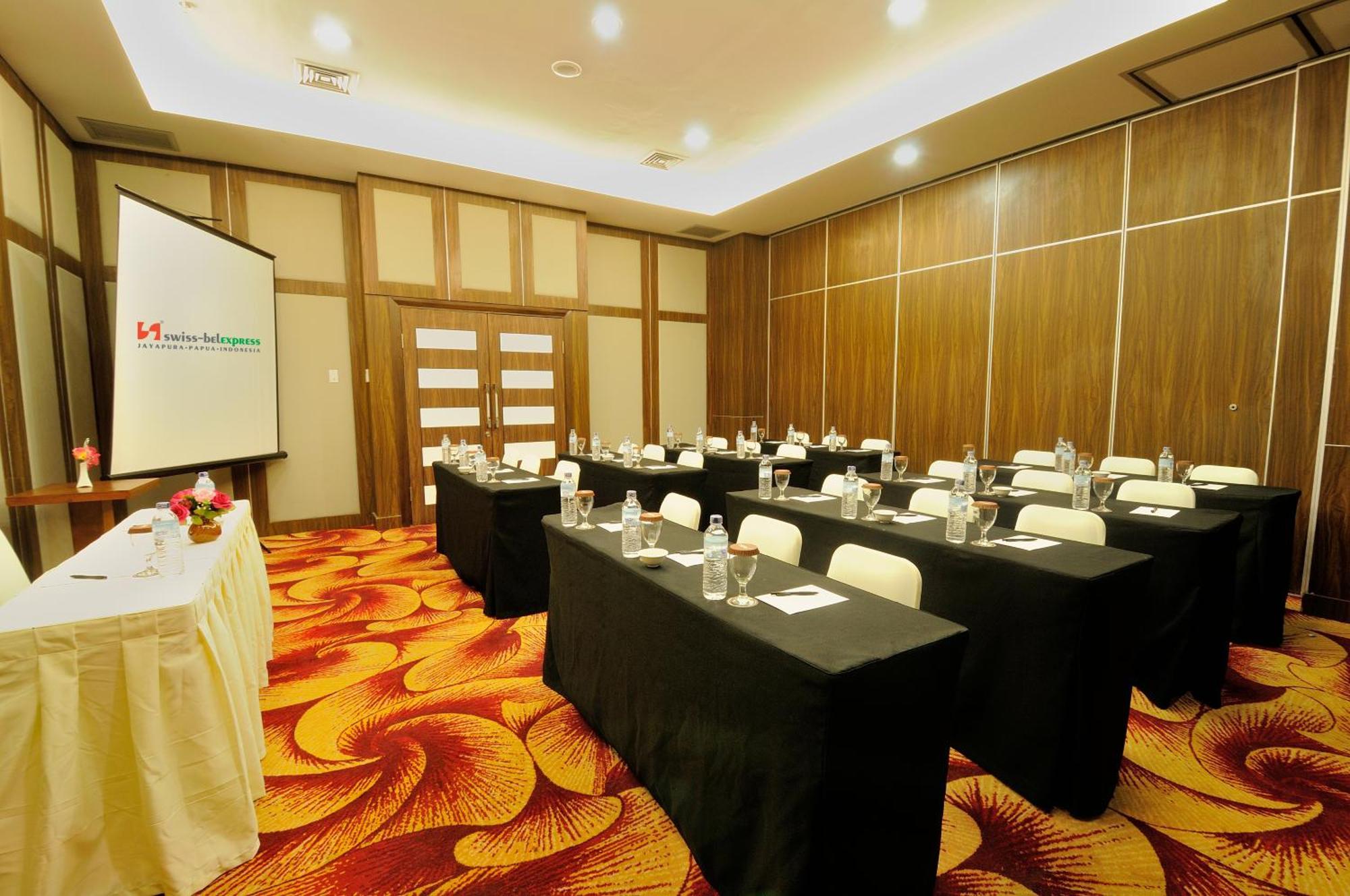 Swiss-Belexpress Jayapura Hotel Kültér fotó